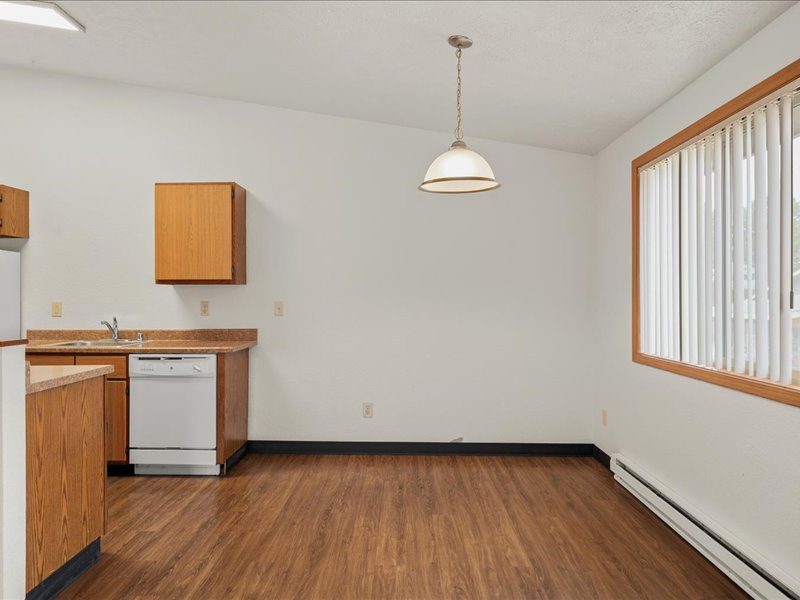 Dining room, unit style 2B